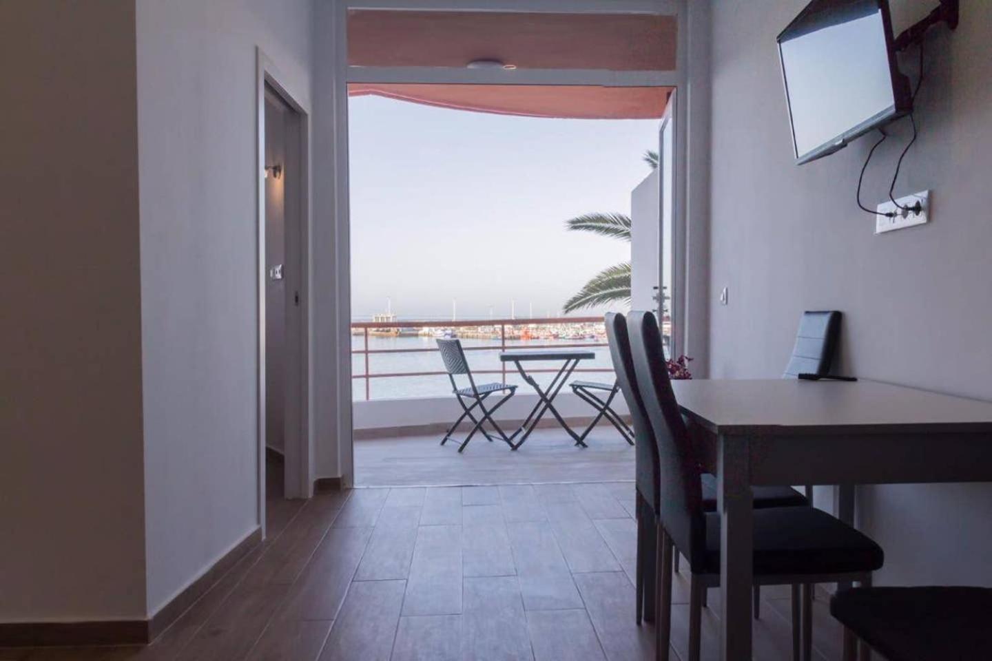 Paseo Maritimo, Los Cristianos Over The Sea Free Wifi Arona  Exterior foto